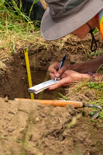 Pedologist Dr Kirstin Deuss soil sampling in the Blind River area just south of Seddon3